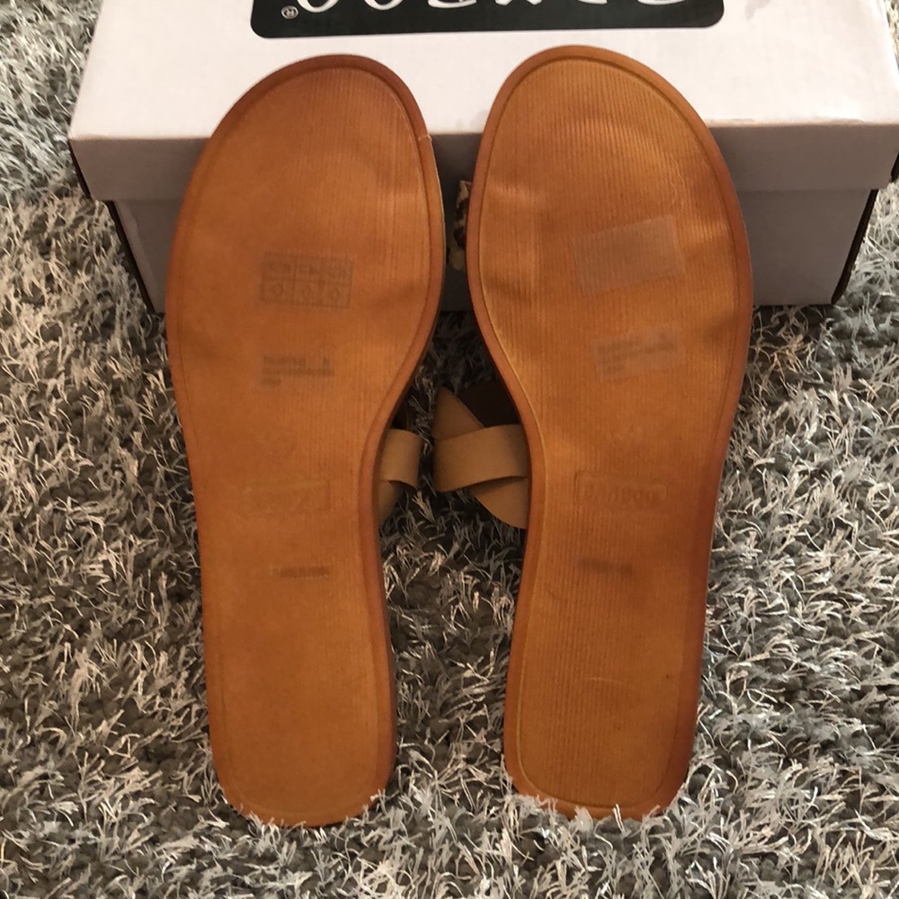 Sandals - Picture 4 of 5